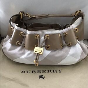 Burberry Trench Mega Nova Check Warrior Bag